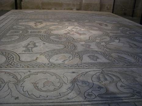 Mosaïque de Penthée à Nîmes Penthée