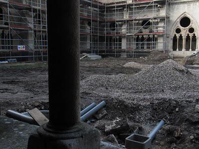 Chantier au cloître