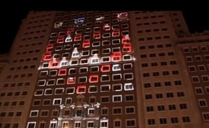 Mapping vidéo sur un immeuble à Madrid pour le lancement de la Galaxy Tab