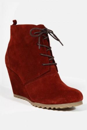 Soldes Urban Outfitters : Chaussures compensées