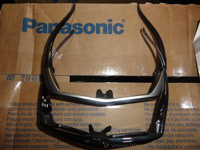 Panasonic_pack_lunettes_3D_Roi_Lion_3D (4)