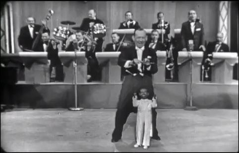 Griff WILLIAMS et ses marionnettes... dont celle de Cab Calloway, bien sûr  !