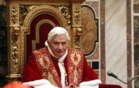 Benoît XVI plus catégorique que Miss Belgique : le mariage homosexuel menace l'avenir même de l'humanité.
