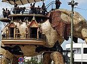 Rhinocéros bête immonde l’assaut l’humanité (1/3)