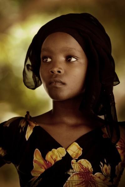 Lamu Fille Voyage en Afrique avec le Photographe Diego Arroyo