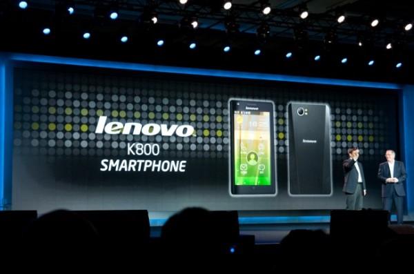 lenovo k800 650x431 600x397 Premier pas dIntel dans le monde du smartphone