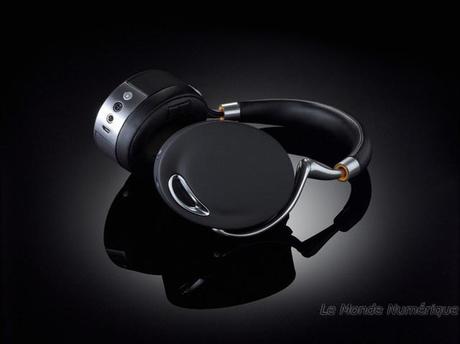 CES 2012 : Parrot dévoile un nouveau casque audio sans fil, le ZIK by Starck