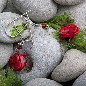 Bijoux_origami_Boucles-oreilles_Coccinelle_LRG.jpg