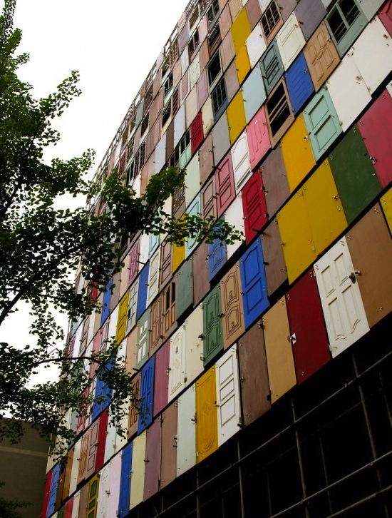 1 000 Portes, une installation de Choi Jeong-Hwa - 2