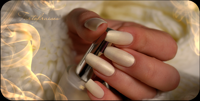 http://tartofraises.nailblogs.net/vernis/nailangel/missSwan-4.png