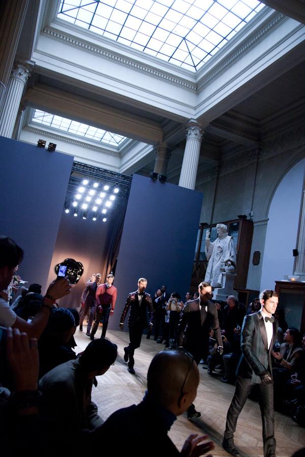 Défilé Viktor & Rolf Homme Automne Hiver 2012