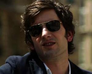 L’amour dure trois ans, critique