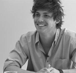 Gaël Faure signe un contrat avec Sony