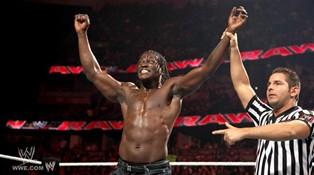 R-Truth se débarrasse de Sheamus, The Miz et Wade Barrett lors d'un Over the Top Challenge à Raw