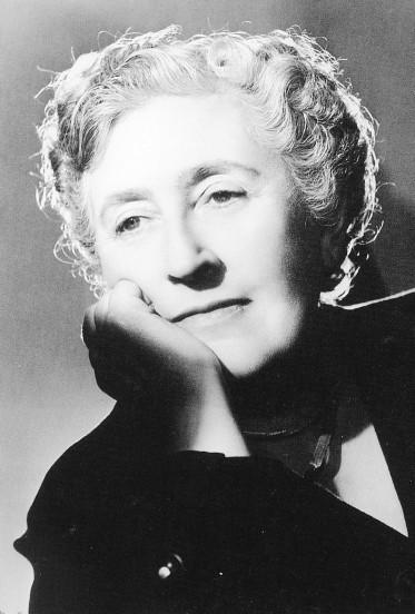 Mort sur le Nil - La plume empoisonnée... Agatha Christie
