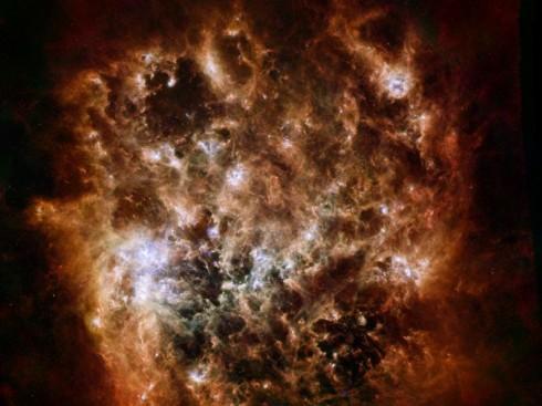 La galaxie du Grand Nuage de Magellan cartographiée dans l'infrarouge