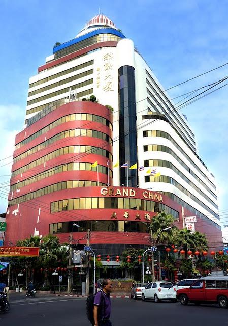A Chinatown, à Bangkok, la Chine sait s'imposer !