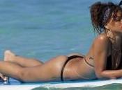 Rihanna string dans eaux paradisiaques d’Hawaï, elle divine