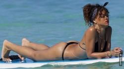 Rihanna : En string dans les eaux paradisiaques d’Hawaï, elle est divine