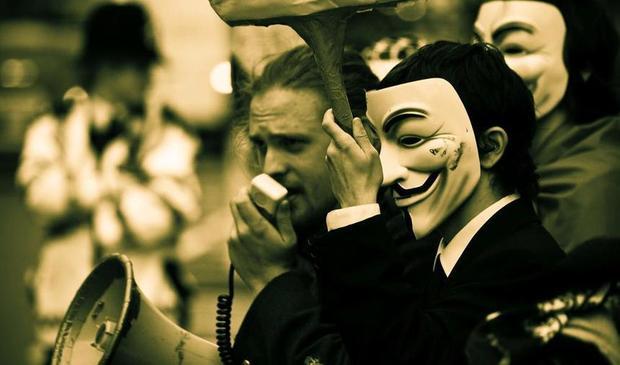 Les Anonymous ont promis de mener une attaque de grande ampleur contre Facebook, samedi 28 janvier...
