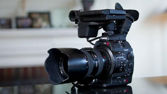 Présentation de la caméra Canon EOS C300 et premières impressions