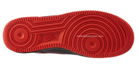 Nike Air Force 1 Black/Action-Red & White/Green dispos