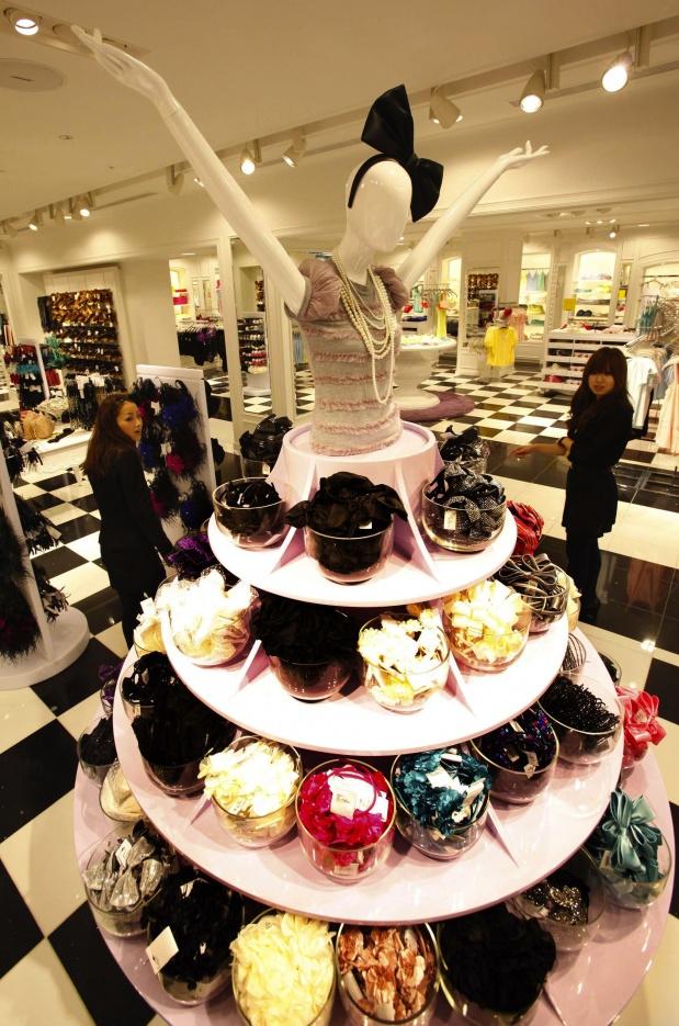 SIPA_ap20932772_000001