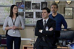 Criminal-Minds-715-A-Thin-Line-Promo-Picture-1.jpg