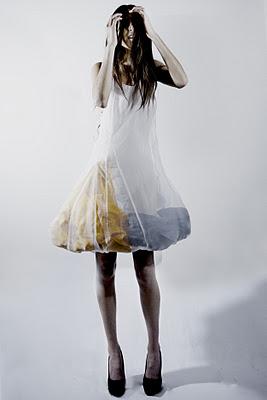Celine Lellouche: introspection du corps sous couvert de haute couture.