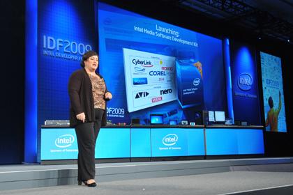 idf 2009 james keynote 4 Intel achète 190 brevets à RealNetworks