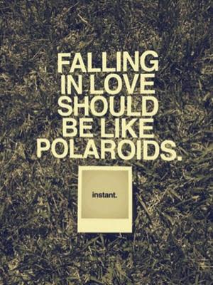 Polaroid  //