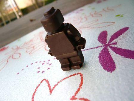 figurine lego chocolat