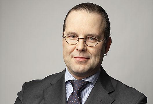 Le ministre des finances suédois critique durement le plan d’austérité de la Grèce