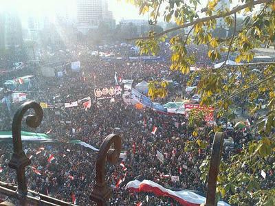 Le Caire: les manifestations se poursuivent contre l'armée
