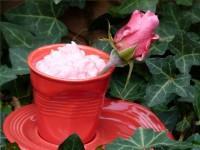 Riz au lait à la rose… un peu de romantisme… Bordel !