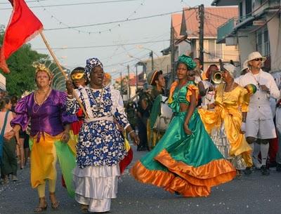 LA BOULE BLANCHE - Les coupeurs de cannes