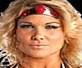 La championne des Divas de la WWE Beth Phoenix et son équipe s'imposent dans ce combat opposant 8 des meilleures Divas