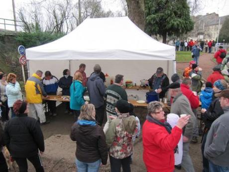 Une marche aux trois frontières Une marche aux trois frontières