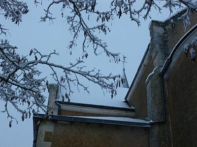 Episode neigeux From the avenue