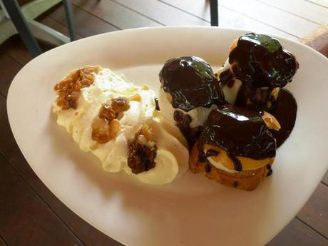 NOUMEA Ed Zen Dessert Profiteroles - Photo Cécile Gérard Vacances à Nouméa…