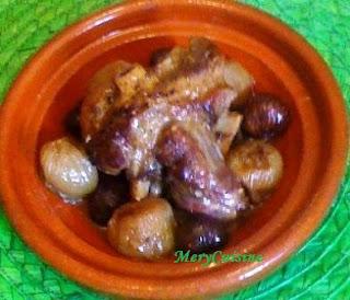 Jarrets d’agneau aux châtaignes et petits oignons