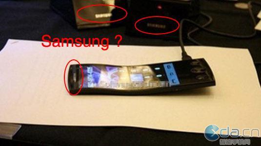1328153391galaxys3 535 Le Samsung Galaxy S3 avec un écran flexible ?