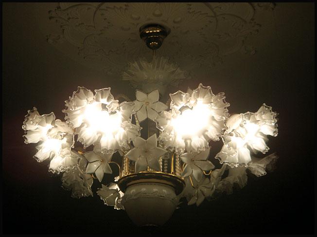 lustre kitsch Arménie Dilidjan