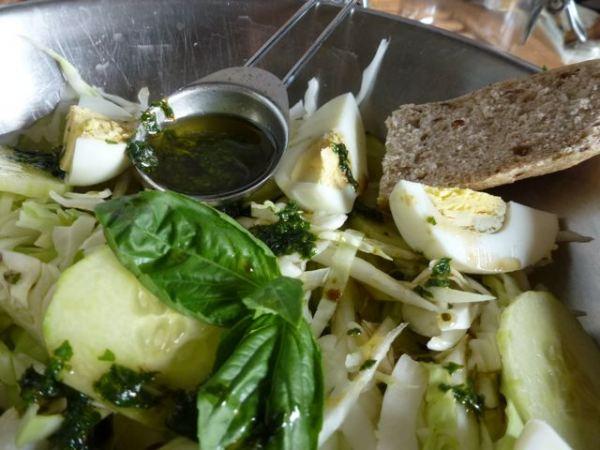 Salade de chou blanc, assaisonnement sweet and saur