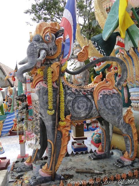 Issan: Un Wat plus qu'etonnant [HD]