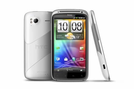 Sensation ice white 3view Le HTC Sensation en blanc sous Android ICS