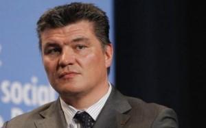 Douillet ne se mouille pas pour le PSG au SdF