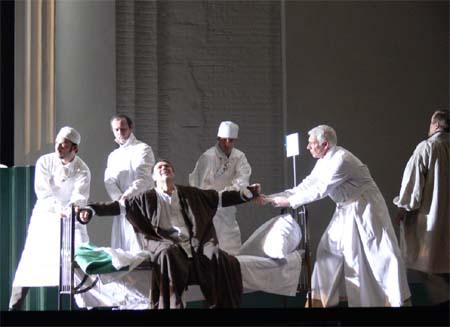 Galouzine_dame_pique OPERA DE PARIS 2011-2012: LA DAME DE PIQUE, de P.I TCHAIKOVSKI (Ms en scène Lev DODIN, Dir.Mus: Dimitri JUROWSKI) le 31 janvier 2012.