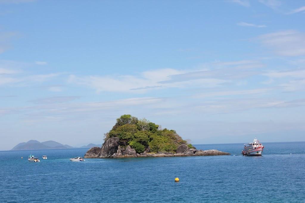 Un peu d’ailleurs…