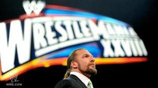 La star du catch Triple H accepte le défi de Undertaker pour Wrestlemania 28